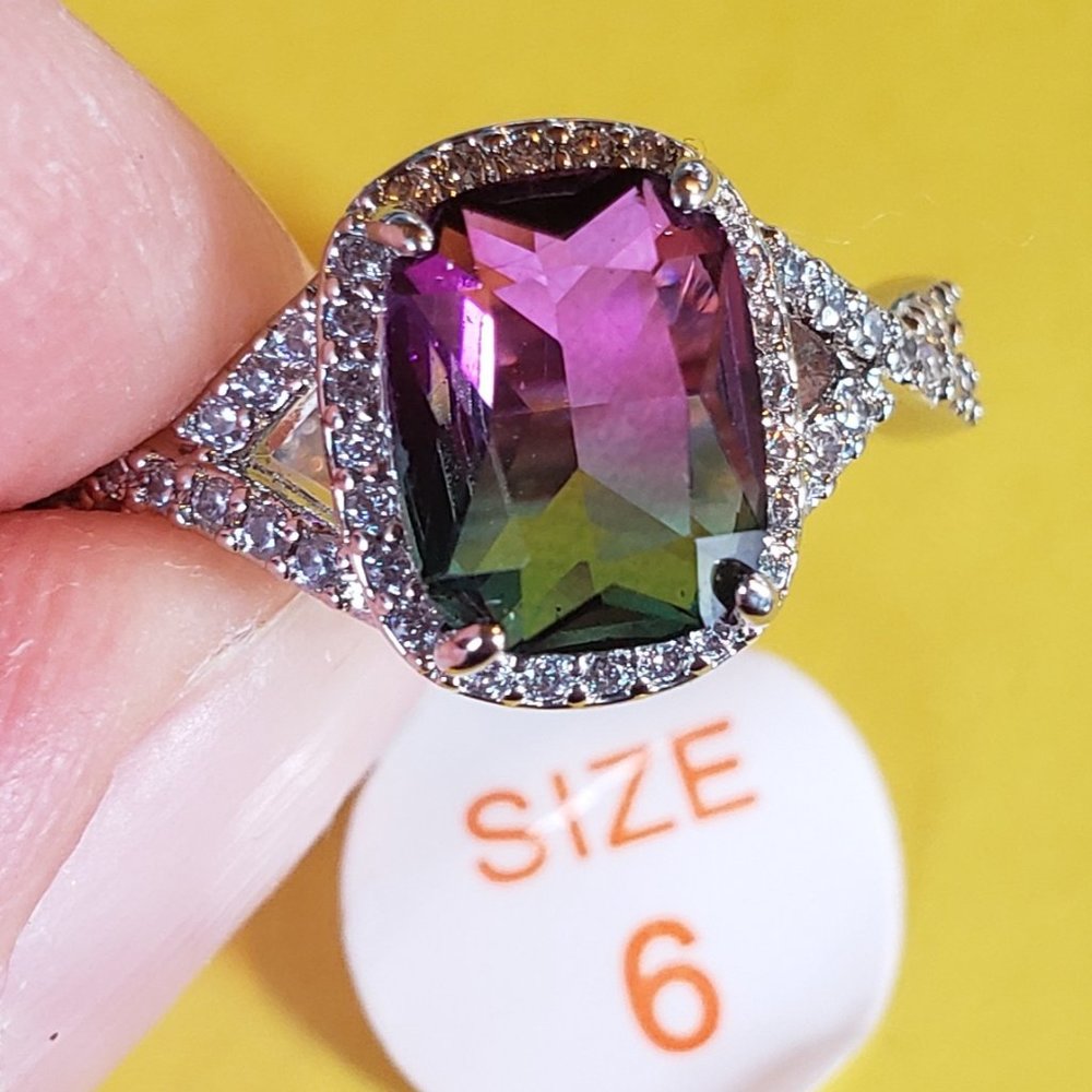Bomb Party OG Size 6 Ring "Happy Anywhere" Green & Purple Bi Color Alexandrite